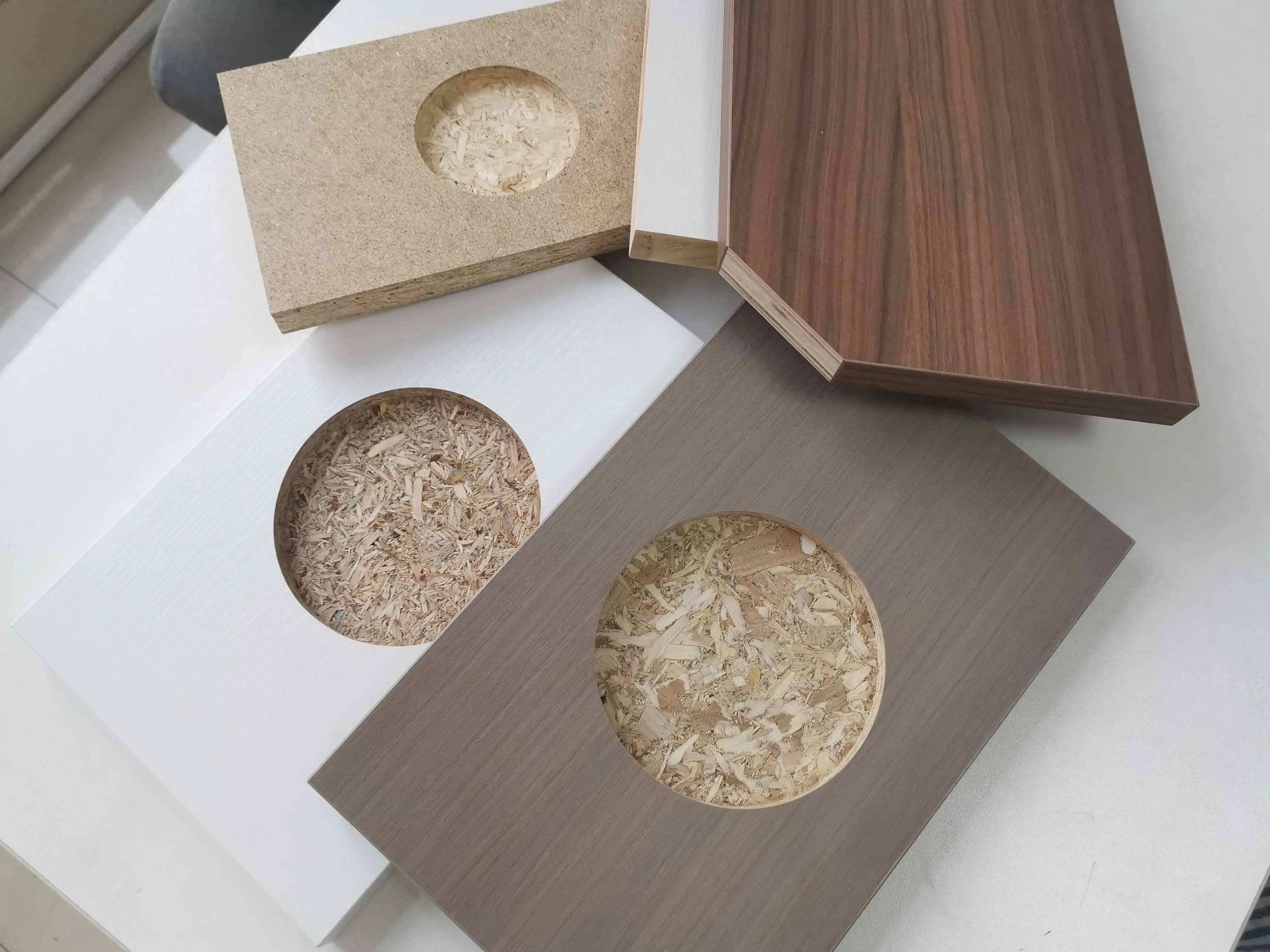 板材有味为什么？板材味道大，也可能不是甲醛问题