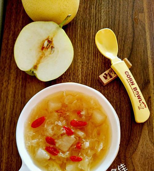 荸荠玉米银耳羹怎么做？有哪些健康益处？