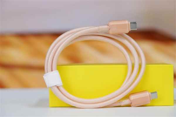 完美适配iPhone17全系快充！倍思同芯充Pro快充充电器套装图赏(图16)