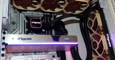 日本Sycom展示LYNK+快拆水冷版RTX5090：三颗猫头鹰风扇(图3)