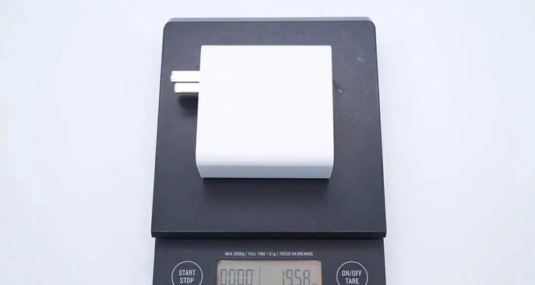 机械充电器的标准输出电压是多少?