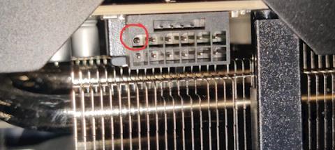 12V-2x616针供电接口真没法要了！48小时烧了四块RTX5090(图14)
