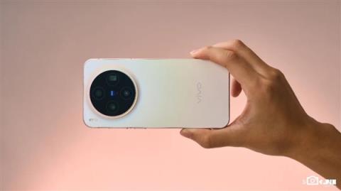 4399元起的vivoX300 能成为今年最强标准版手机吗(图12)