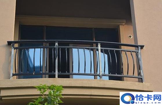 栏杆间距规范要求？阳台护栏的质量标准有什么要求