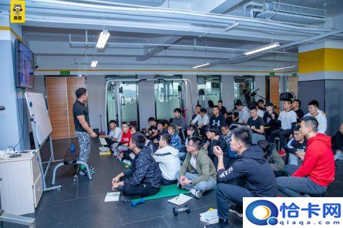 考取健身教练证要具备哪些条件(考取健身教练证需要多少钱)