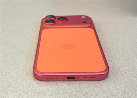 苹果回应橙色iPhone17ProMax褪色成玫瑰金：正常使用不会掉色(图2)