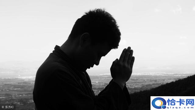 人在低谷时怎样才能走出困境(人在低谷应该如何熬过)