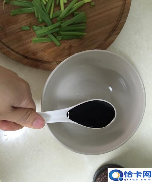 吃饺子蘸生抽还是老抽，饺子蘸料是生抽还是老抽？