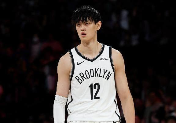 为何曾凡博NBA之旅仅10分钟就被裁?商业因素曝光