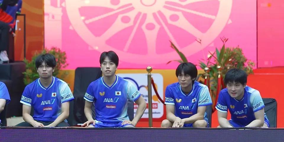 濒临出局到登顶亚洲?国乒男团逆转日本勇夺亚锦赛冠军