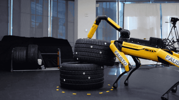 波士顿动力狗gogo回来了!五条腿