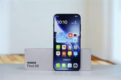 7025mAh超大电池！OPPOFindX9图赏(图1)