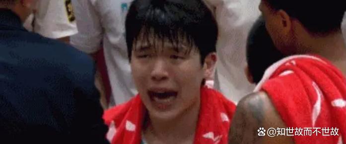 杨瀚森的眼泪?为何在NBA赛场上格外沉重?