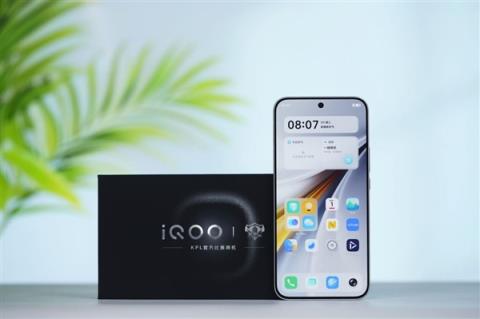 首发2K三星珠峰屏 一眼通透！iQOO15图赏(图6)