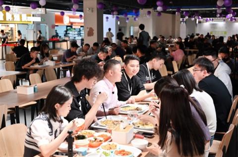 小鹏汽车乔迁广州新总部：有8万平公园+2万平餐厅(图10)
