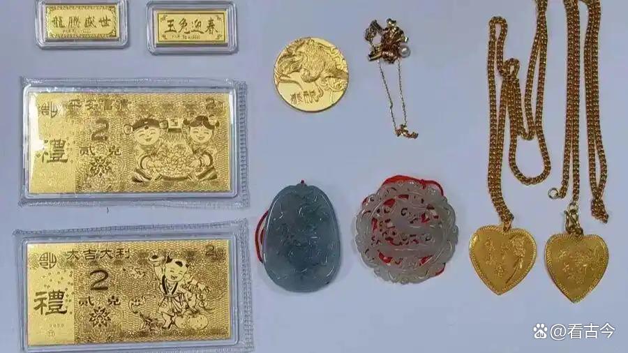 女子帮母亲大扫除扔掉50万黄金首饰?还好民警让“宝贝”失而复得