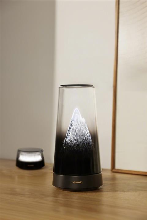 余承东公布神秘新品“日照金山”真身：华为路由X3Pro！(图3)