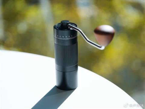 卢伟冰晒出REDMIK90邀请函：低因咖啡+手摇磨豆机 非常有意思(图4)