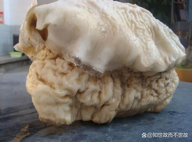 八十元的“神仙水”:老人沉迷直播间?买来的太岁竟是化学垃圾!