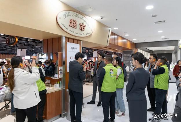 胖东来高端研学每人收费100万:是商业智慧还是割韭菜行为?