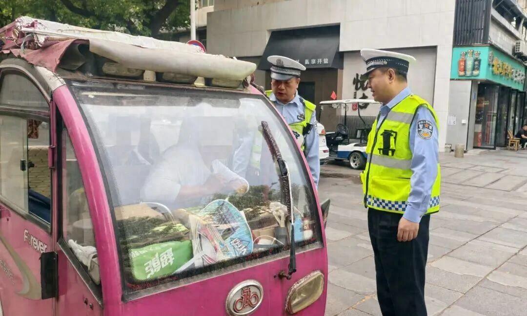 11月1日起，电动车、摩托车、三轮车上路“3禁2放行”，车主注意