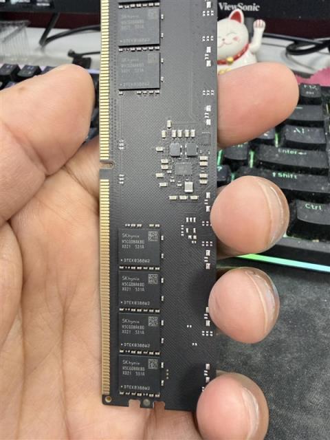 SK海力士第二代A-DieDDR5芯片曝光：原生频率可达7200MT/s！(图1)