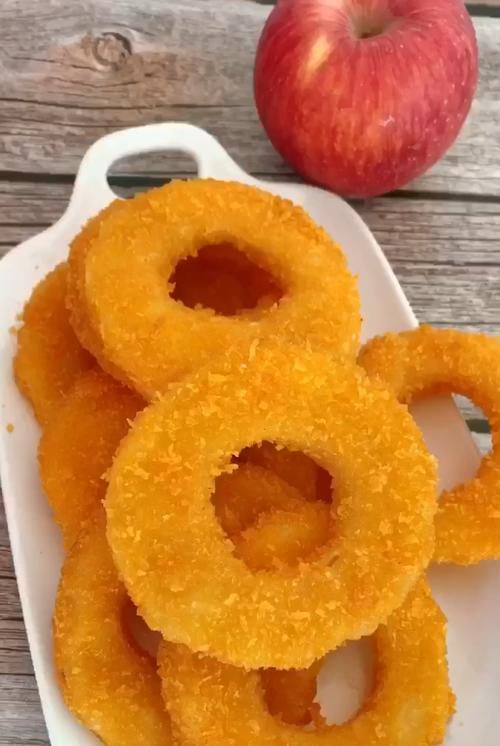油炸苹果甜甜圈的做法是什么？如何在家轻松制作？