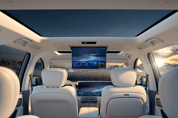 松延动力发布全球首款万元以内高性能机器人Bumi:走路跳舞流畅丝滑(图1)