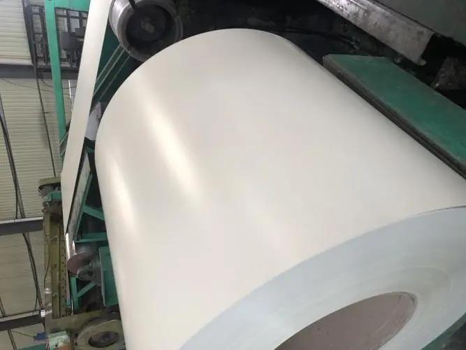 pcm彩涂板是什么材质？pcm彩涂板和钢化玻璃哪个好