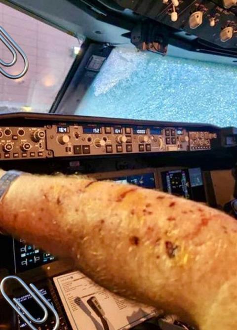 美国客机万米高空挡风玻璃破裂 飞行员受伤!竟是气球惹祸(图1)