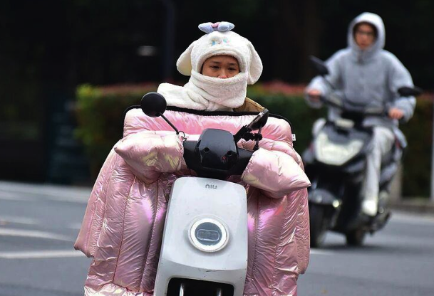 多穿点防感冒?感冒从来不是“冻”出来的