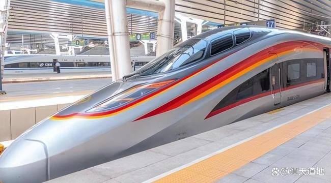 中国时速453公里高铁引发韩国热议 技术实力震撼
