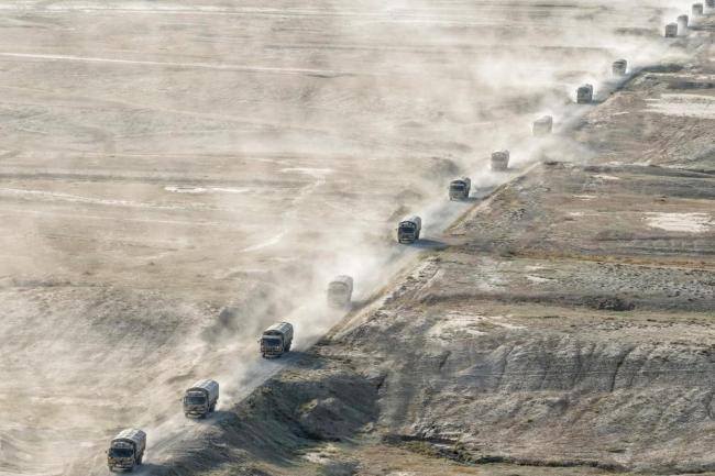 第一视角看野战医疗队实战训练 锤炼战场急救硬功