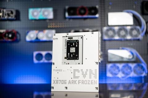 纯白只要2399元！七彩虹首款AMDX870E高端主板开卖(图3)