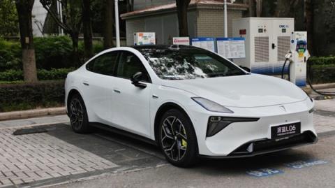 陈震回应“高质量粉丝”质疑:深蓝L06比特斯拉Model3强的多!(图3)
