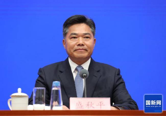 带着空箱子去中国成新风尚 购在中国热度飙升