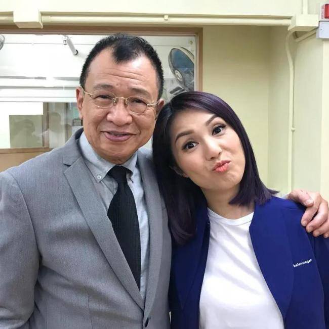 港剧“金牌绿叶”许绍雄演艺经历 从商界到荧屏的传奇一生