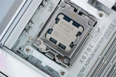 支持DDR5-9000！技嘉X870EAORUSX3D主板图赏(图12)