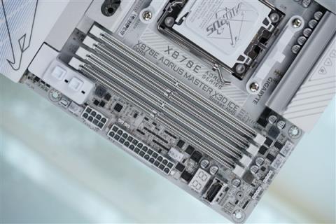 支持DDR5-9000！技嘉X870EAORUSX3D主板图赏(图13)