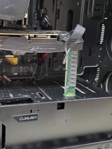 玩家公认的最强显卡支架:居然是一部经典诺基亚手机!(图4)