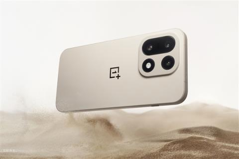 第一款性能Ultra旗舰!一加15首销:3999元起(图6)