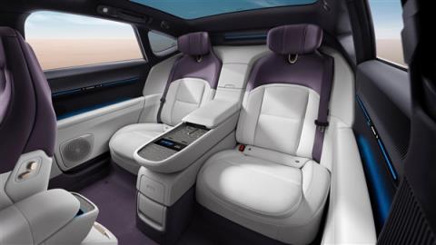 最原创的中国豪华轿车 阿维塔12四激光版上市:限时25.99万起(图13)