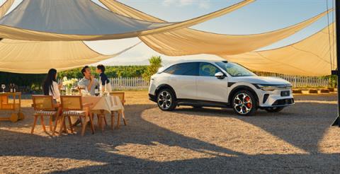 全栈900V充电只需10分钟！焕新极氪7X上市：限时2198万起(图6)