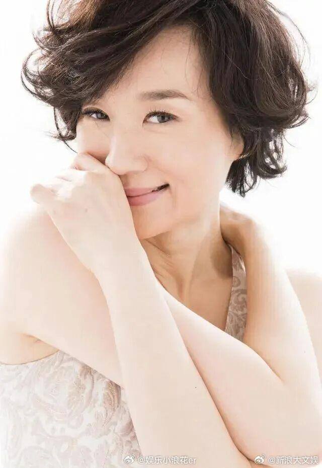 台湾歌手坣娜去世 红斑狼疮夺命