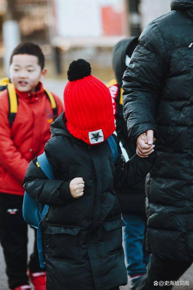 北京降温快速入冬 忽如一夜冷风来