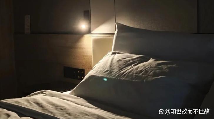 夜里这个坏习惯?正在偷偷关闭你的“燃脂开关”!
