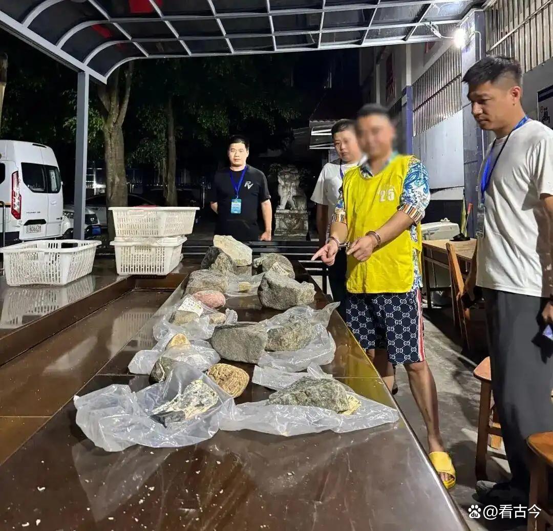 直播间“赌石”?女子花283万买翡翠原石?到货后是破石头傻了眼