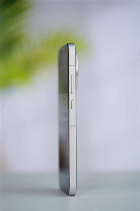 全球首发理光GR影像!真我GT8Pro图赏(图11)