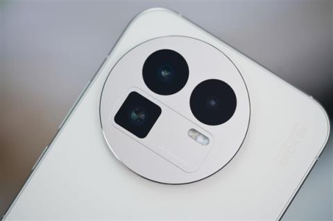 全球首发理光GR影像!真我GT8Pro图赏(图14)