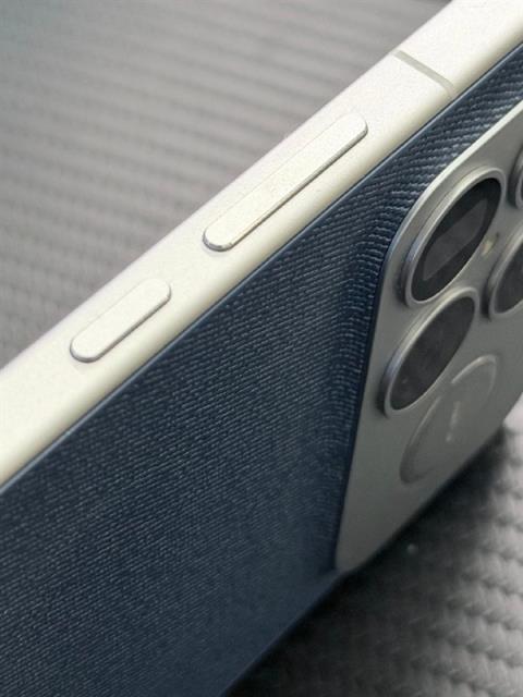 K90ProMax用上按键防晃动结构 产品经理回应REDMI“干翻”小米(图3)